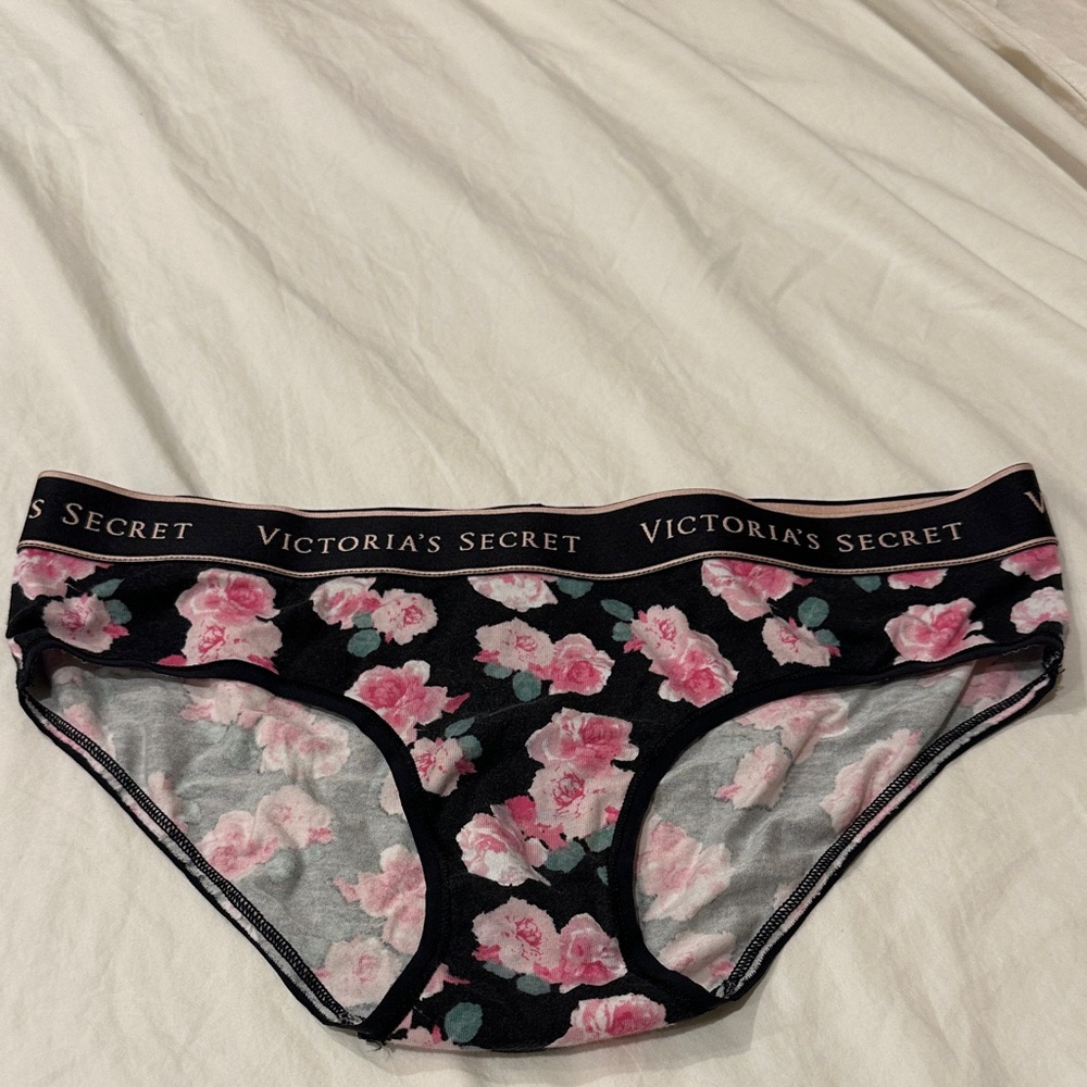 Victoria’s Secret hiphugger panty